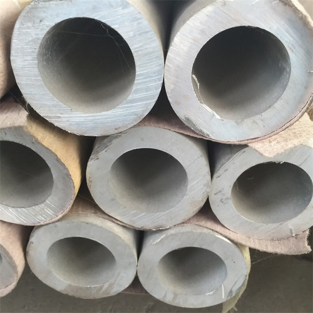 奉贤10#合金无缝钢管